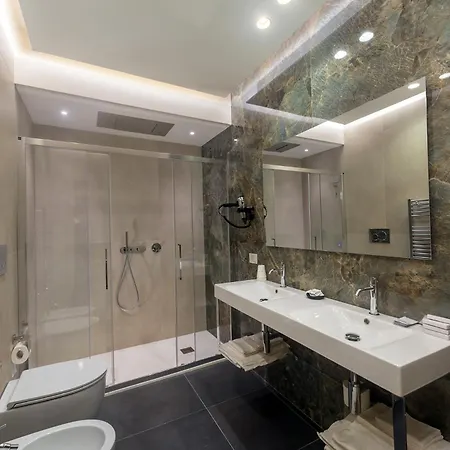 فندق Vittoria 4*