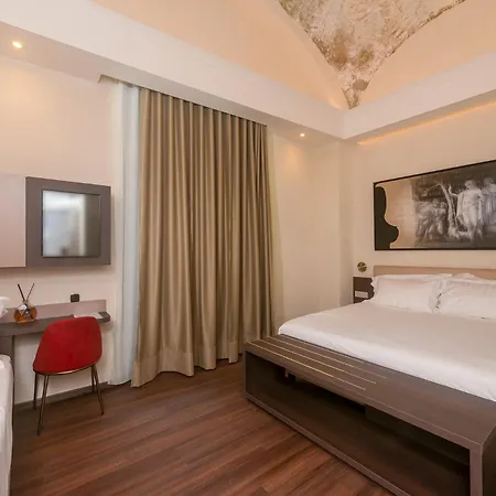 Vittoria Hotel 4*