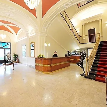 Vittoria 4*
