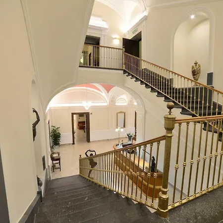 Vittoria 4*